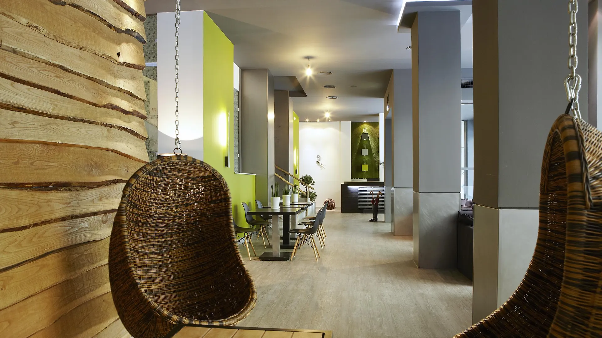 City Hotel Thessaloniki location